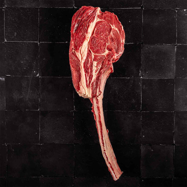 XO Tomahawk Steak von der Rose